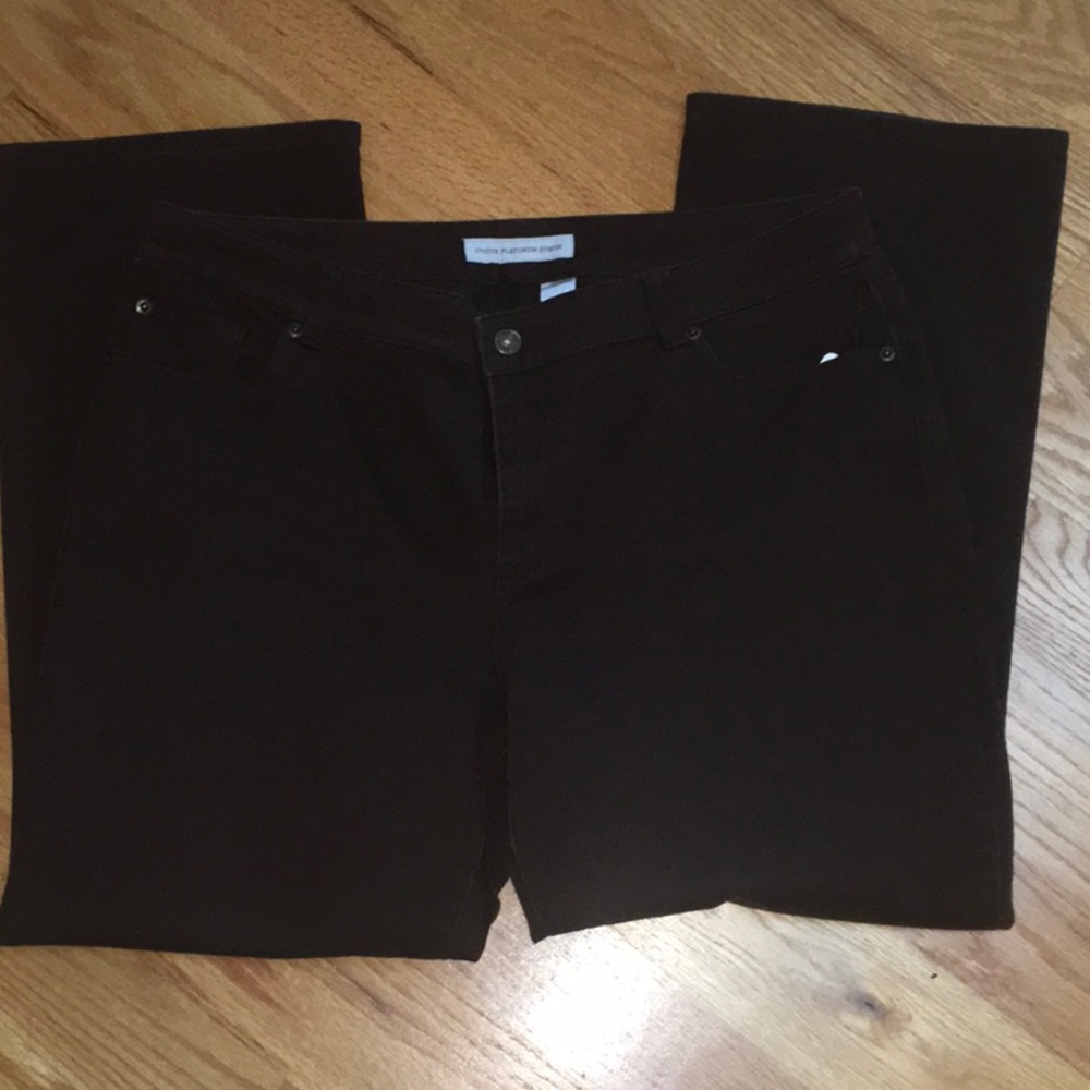 Chico’s Platinum Denim Jeans SHORT